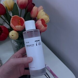 Heart leaf soothing toner